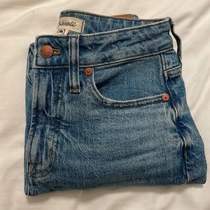 Like New Madewell Curvy Perfect Vintage Jean